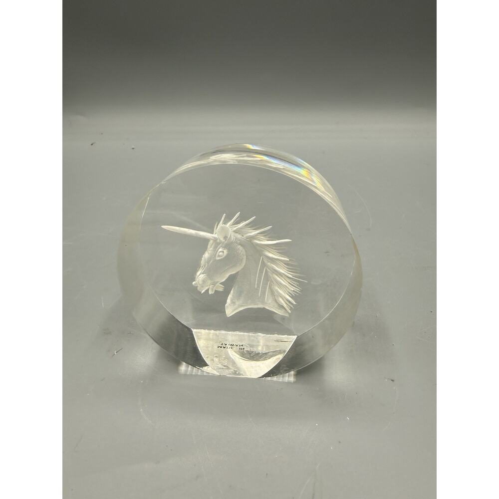 Vintage Crystal Unicorn Paperweight Laser Etched Made in Taiwan 3.5”